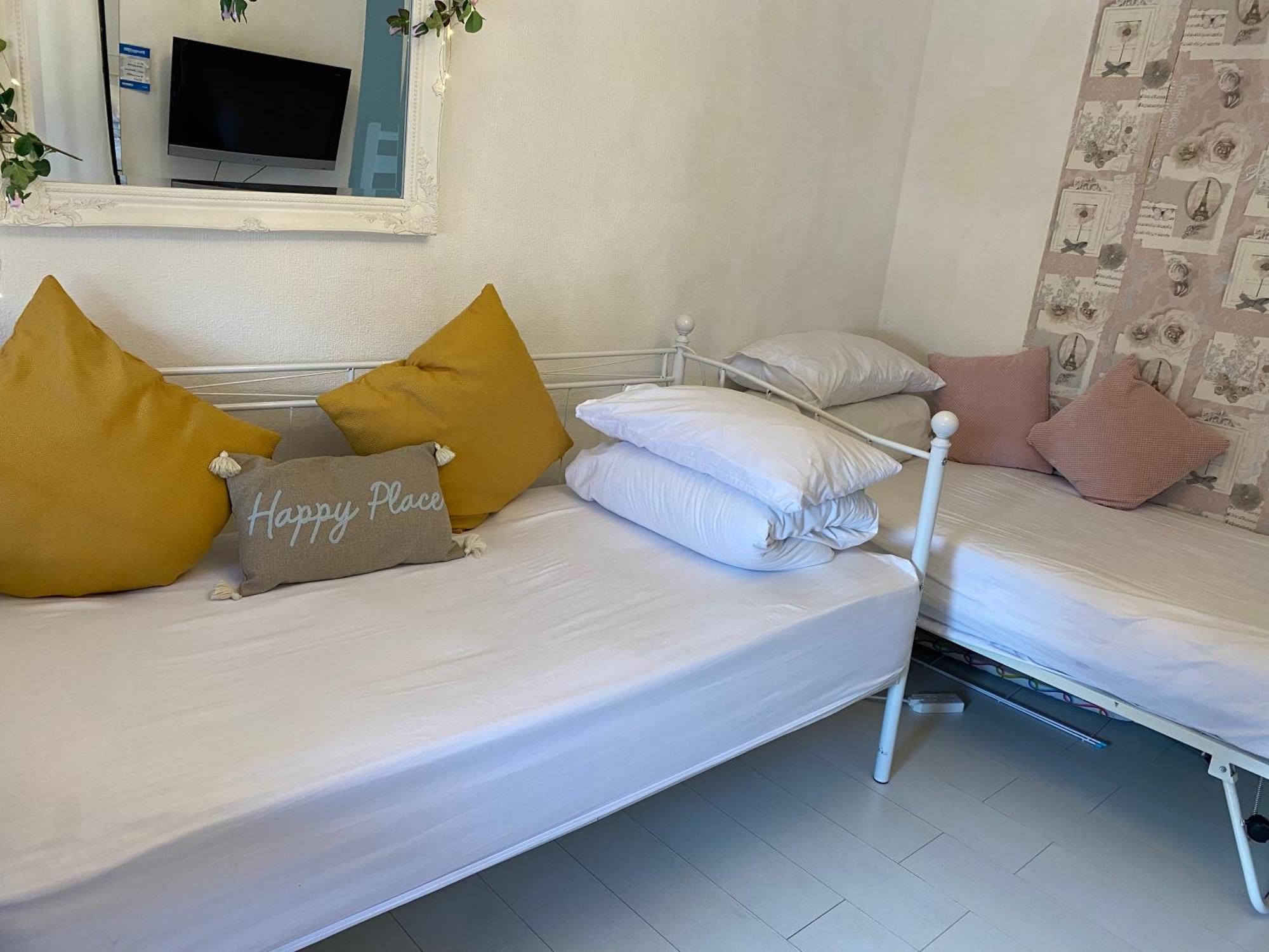 Happy Place With Kitchenette- Female Only 伦敦 外观 照片